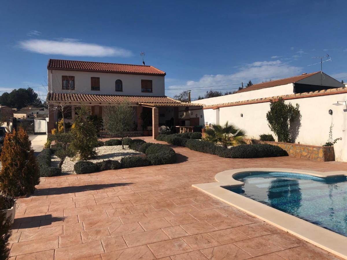 Chalet Embalse Bermejales Arenas del Rey Exterior photo