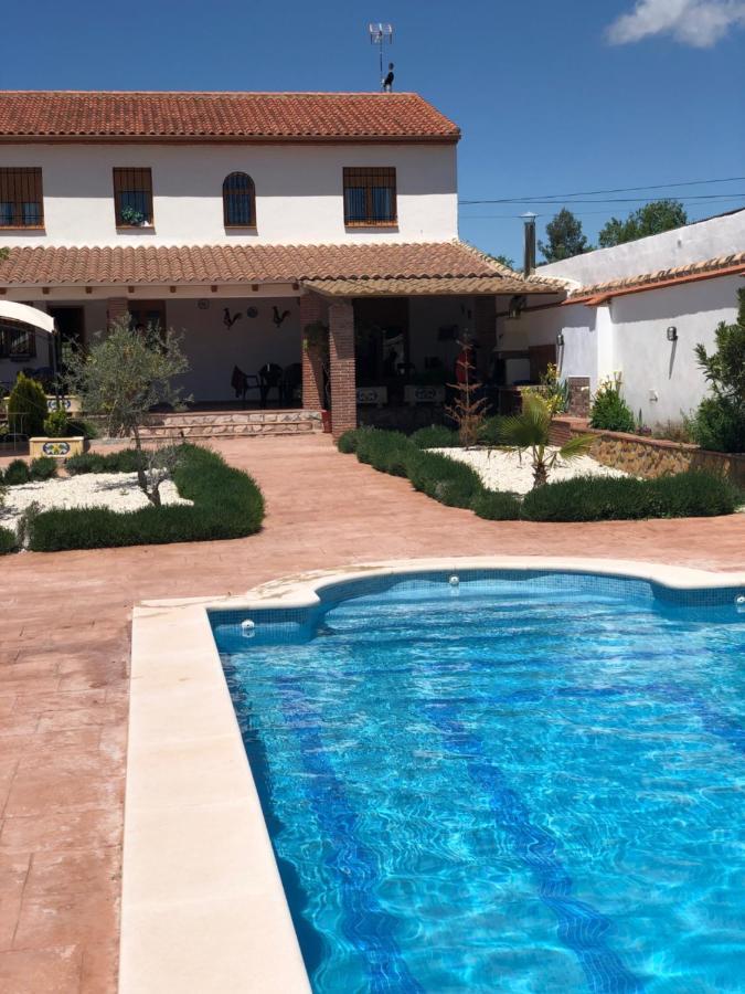 Chalet Embalse Bermejales Arenas del Rey Exterior photo